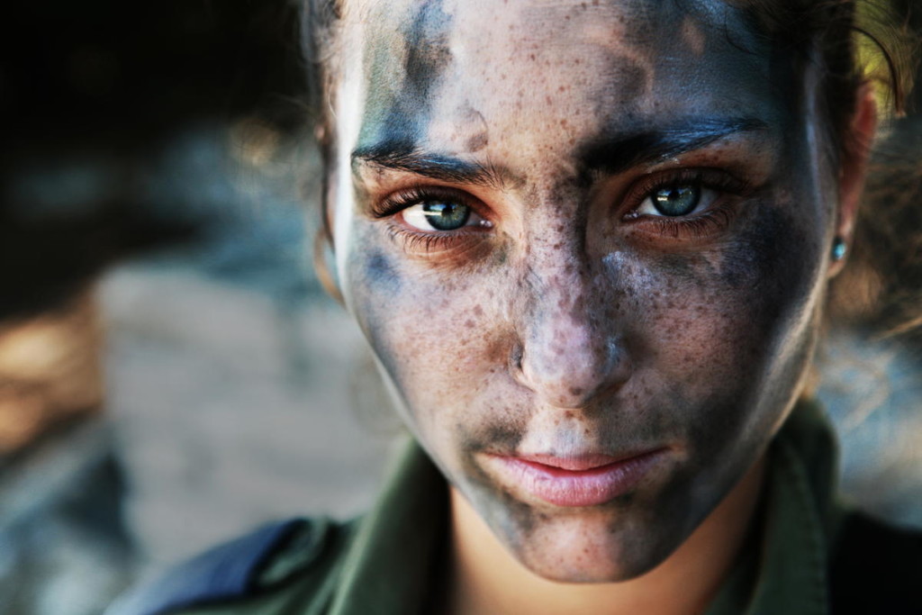 IDF girl soldier