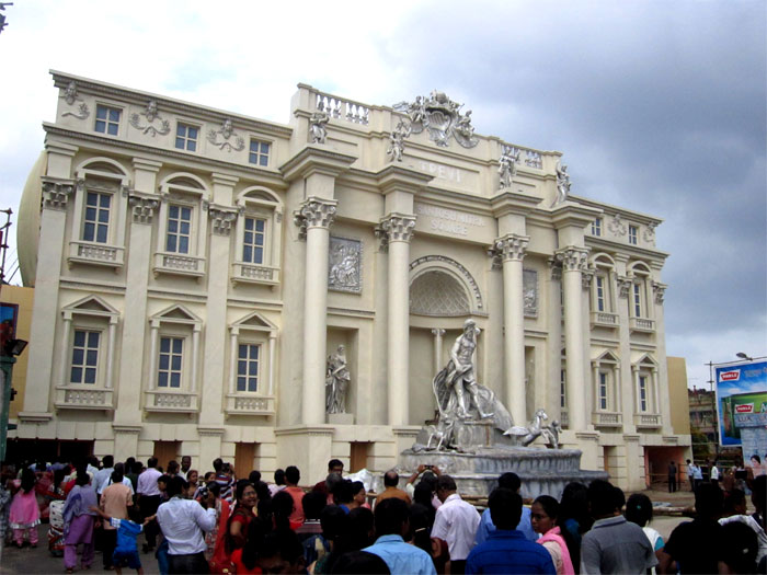 Santosh Mitra Square durga puja