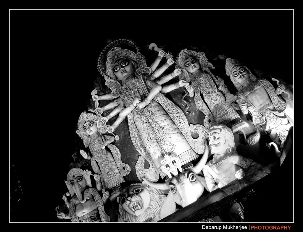 deshapriya park biggest durga idol