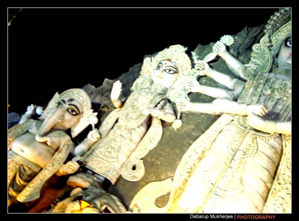 deshapriya park biggest durga pratima