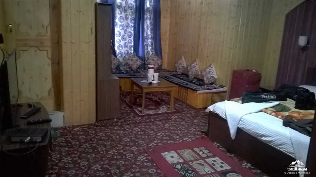 Jan Palace hotel rooms in Kargil