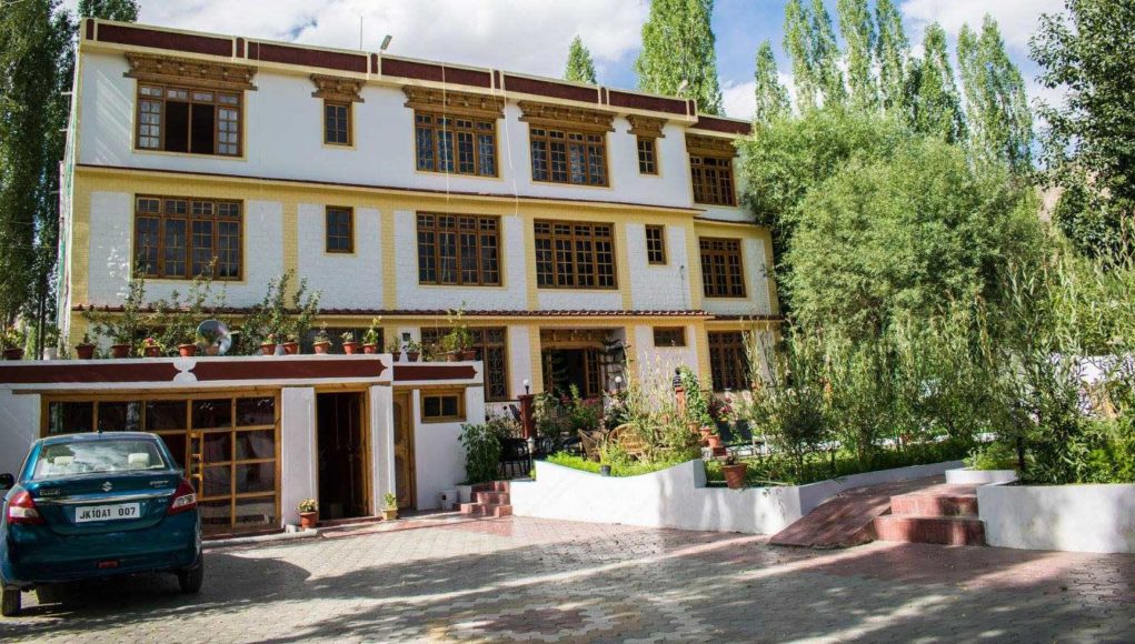 Leh budget hotels