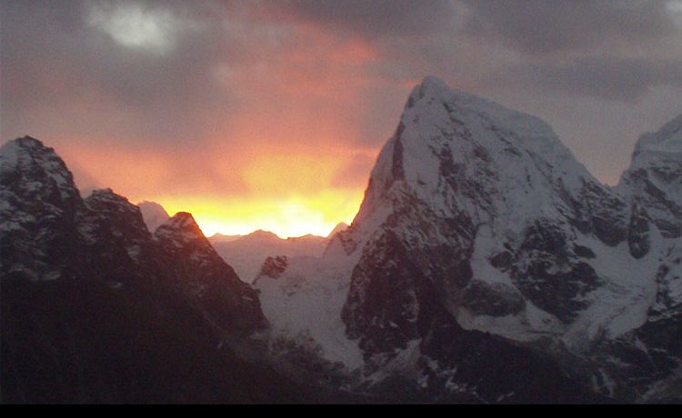 Makalu Base Camp Trek