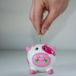 save money while travelling