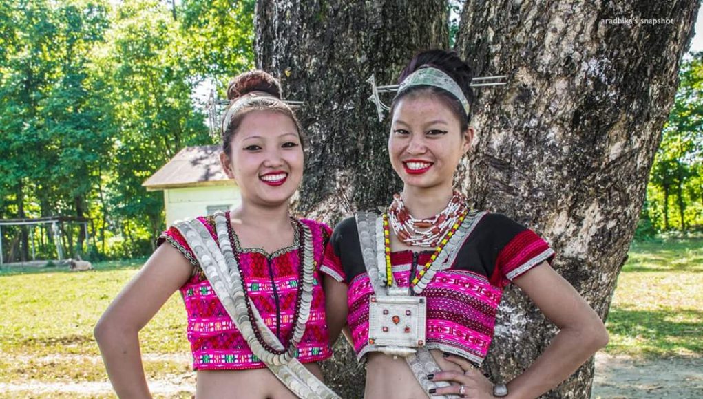 Loiliang village traditional dress