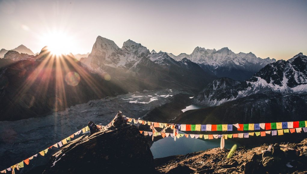 gokyo ebc three pass trek